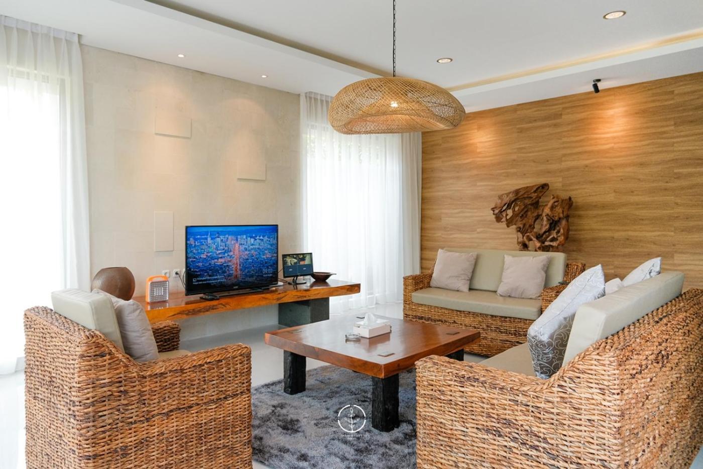 Asmaya Hill View Villa 7 Bedrooms With A Private Swimming Pool Bandung Exterior photo